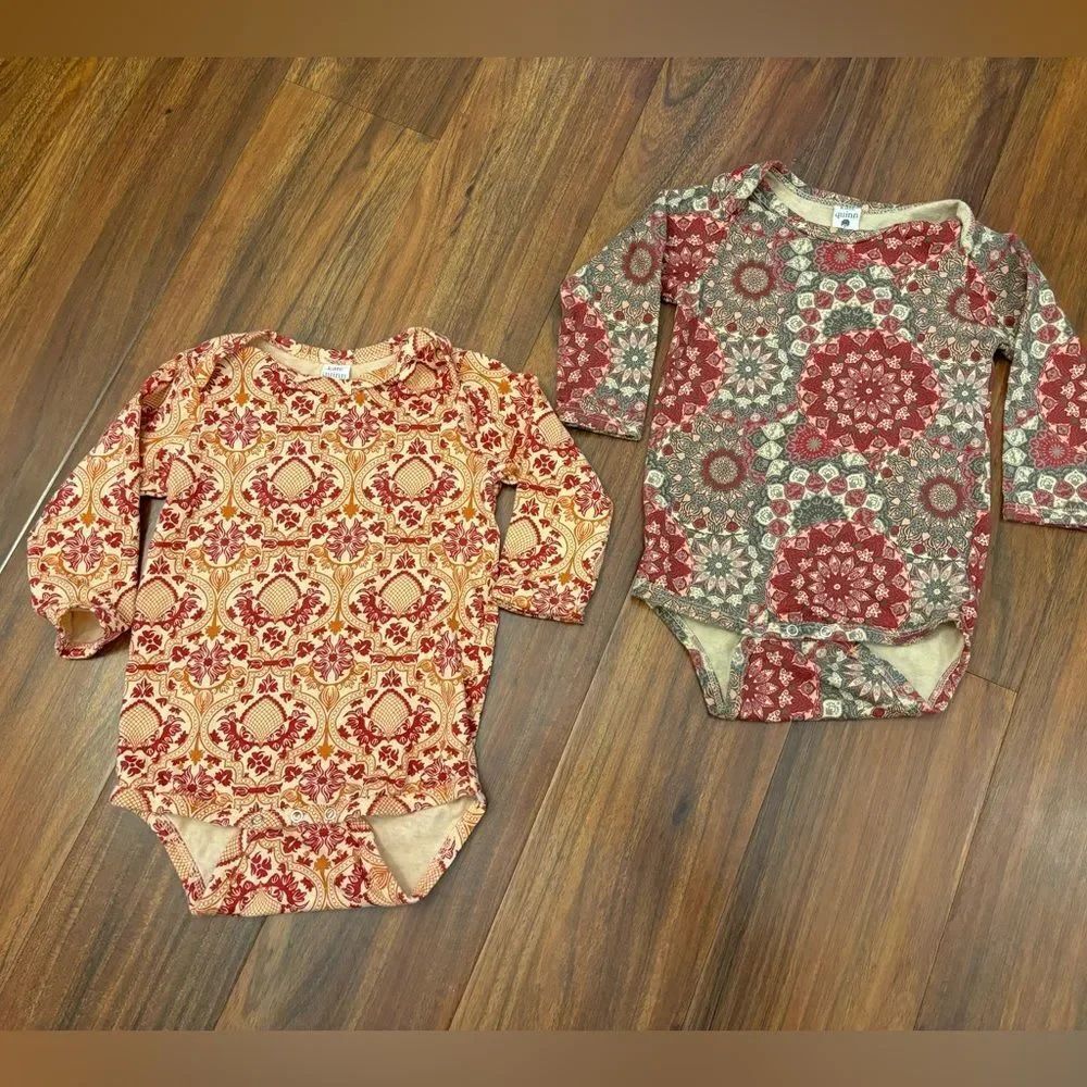 Kate Quinn 2 long sleeve patterned onesies